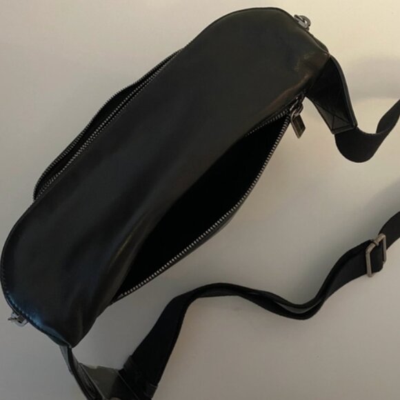 NWOT Saint Laurent Lambskin Leather Subway bumbag - Picture 11 of 16